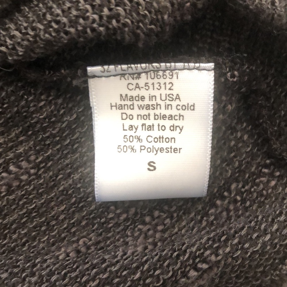 Nwot Turtleneck Lightweight Top - image 5